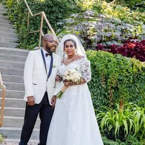 Meet your Posher, Issa